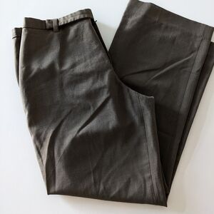 Size 4 Gap Green cropped trousers